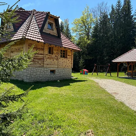 בית נופש Tara