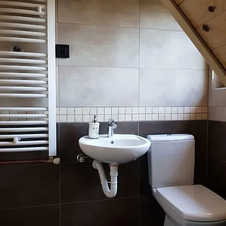 Tara באינה באשטה