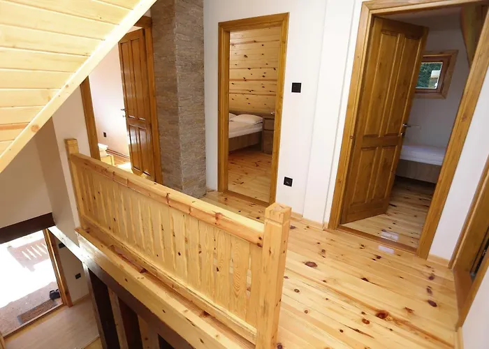 Tara بيت للعطل باغينا باستا